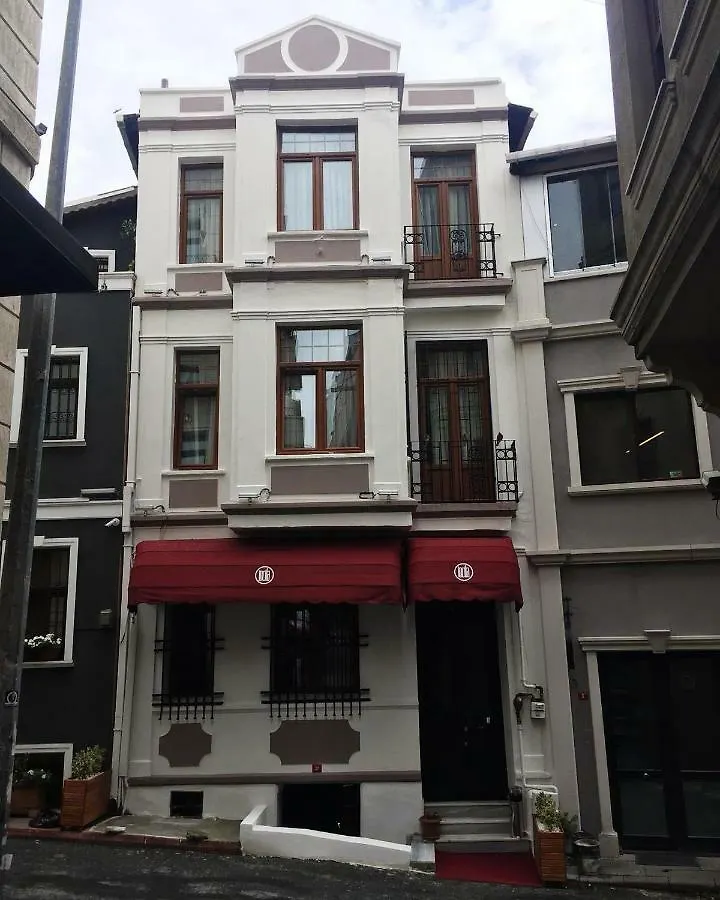 Arx Suites Istanbul 3*,